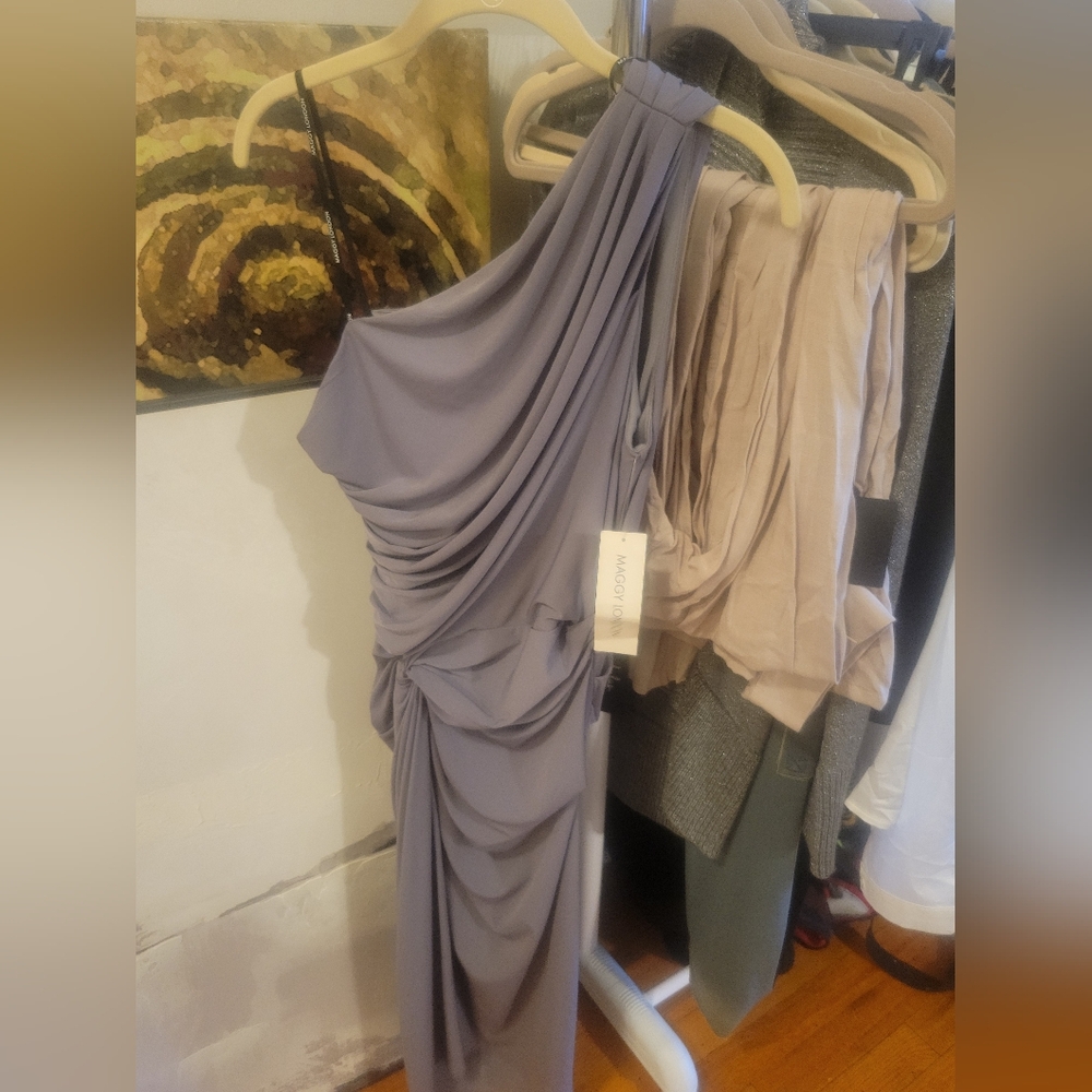 Elegant One-Shoulder Dress